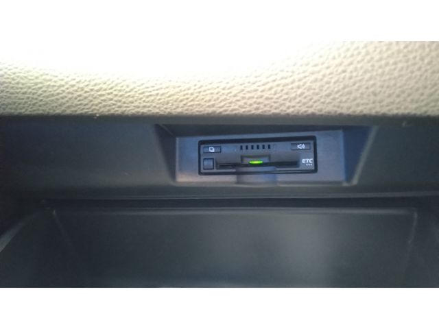 TOYOTA HARRIER 2WD 2017 Image 31