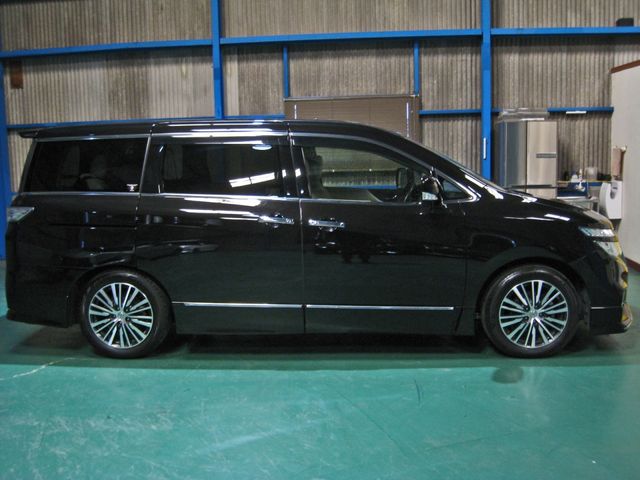NISSAN ELGRAND  4WD 2014 Image 31
