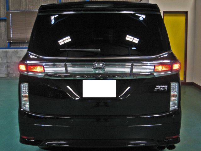 NISSAN ELGRAND  4WD 2014 Image 31