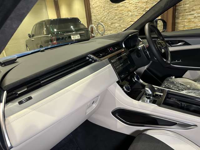 JAGUAR F-PACE 2021 Image 31