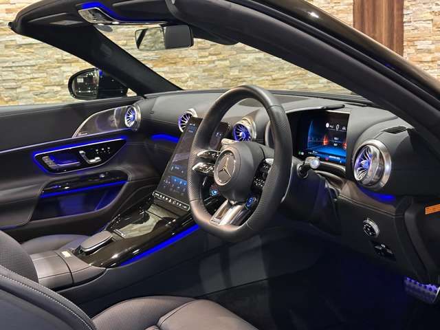 AMG SL CLASS 2022 Image 31