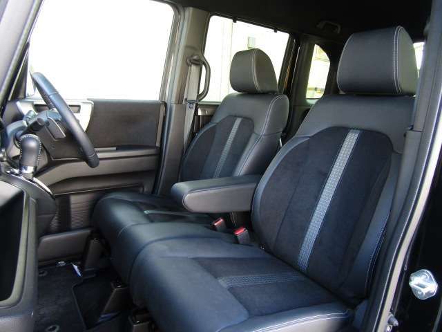 HONDA N BOX CUSTOM 2023 Image 31