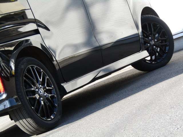 HONDA N BOX CUSTOM 2023 Image 31