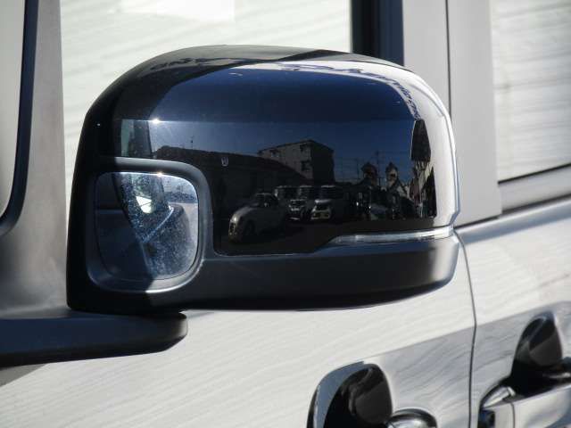 HONDA N BOX CUSTOM 2023 Image 31