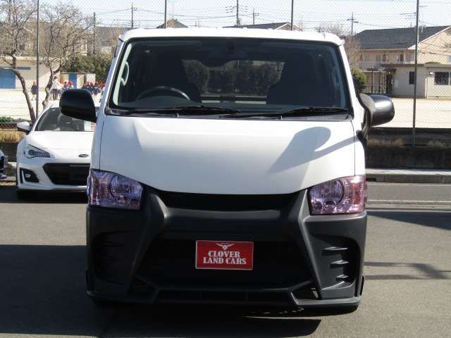 TOYOTA HIACE VAN 2WD 2016 Image 31