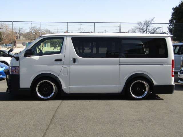 TOYOTA HIACE VAN 2WD 2016 Image 31