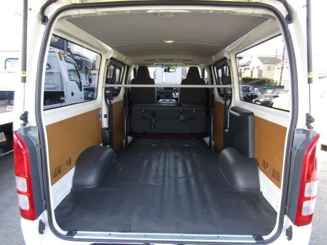 TOYOTA HIACE VAN 2WD 2016 Image 31