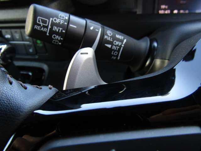 HONDA N BOX CUSTOM 2024 Image 31