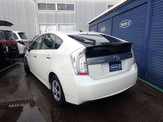TOYOTA PRIUS PHV 2012 Image 31