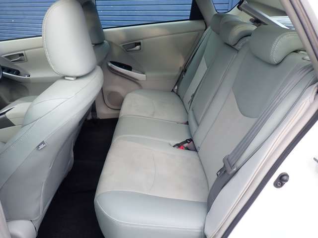 TOYOTA PRIUS PHV 2012 Image 31