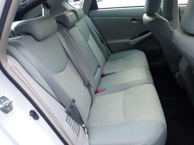 TOYOTA PRIUS PHV 2012 Image 31