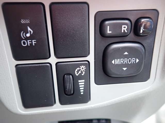 TOYOTA PRIUS PHV 2012 Image 31