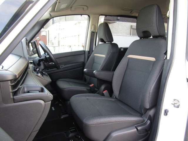 NISSAN SERENA  WG 4WD 2023 Image 31