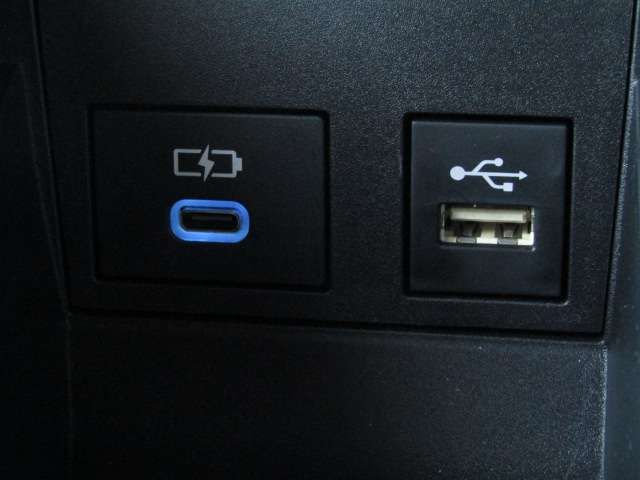 TOYOTA VOXY 2023 Image 31