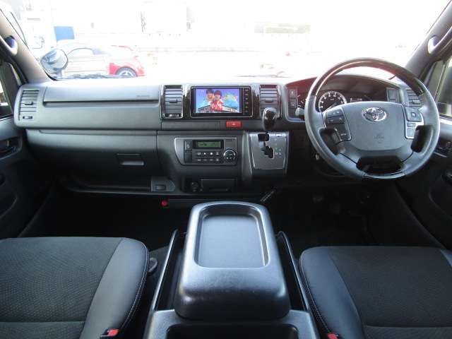 TOYOTA HIACE VAN 2WD 2021 Image 31