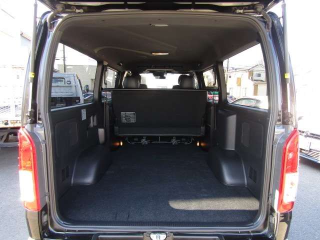 TOYOTA HIACE VAN 2WD 2021 Image 31