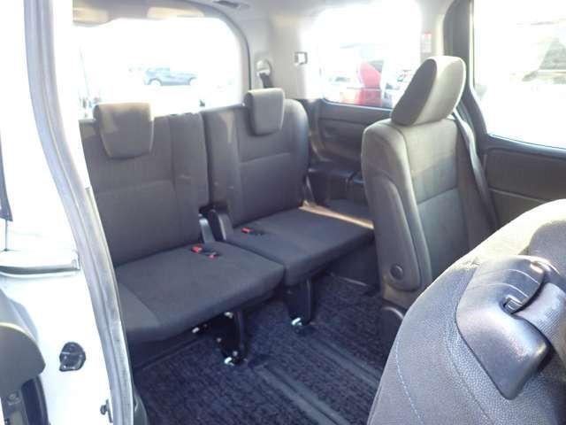 TOYOTA VOXY 2015 Image 31