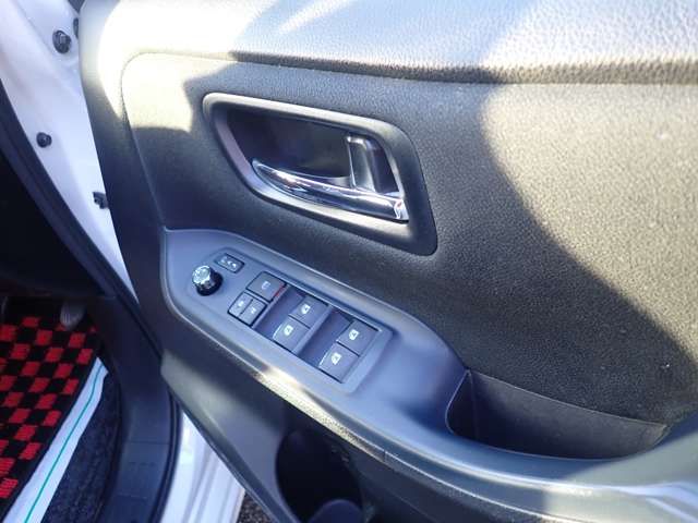 TOYOTA VOXY 2015 Image 31