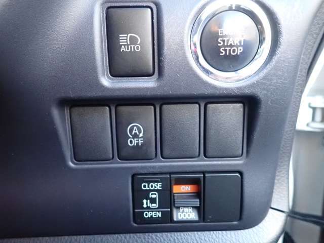 TOYOTA VOXY 2015 Image 31