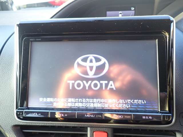 TOYOTA VOXY 2015 Image 31