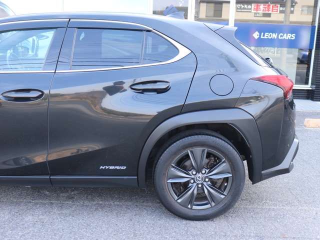 TOYOTA LEXUS UX250H 2019 Image 31