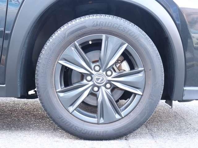 TOYOTA LEXUS UX250H 2019 Image 31