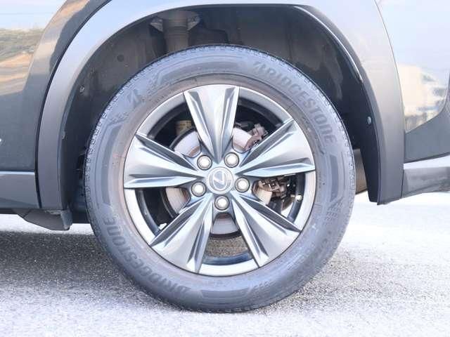 TOYOTA LEXUS UX250H 2019 Image 31