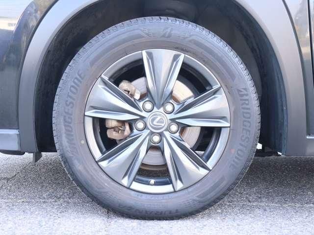 TOYOTA LEXUS UX250H 2019 Image 31