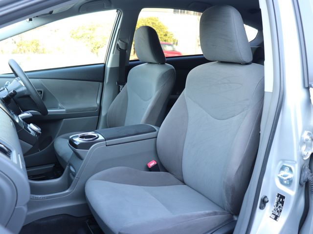 TOYOTA PRIUS ALPHA 2011 Image 31