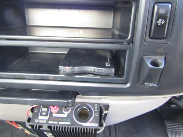 TOYOTA DYNA 2005 Image 31