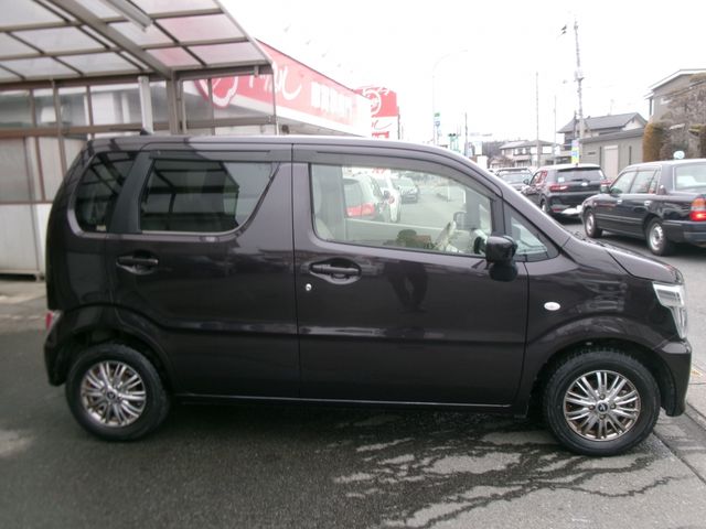 SUZUKI WAGON R 2017 Image 31