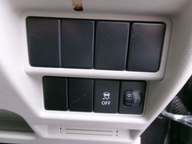 SUZUKI WAGON R 2017 Image 31