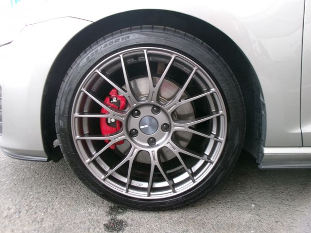 VOLKSWAGEN GOLF GTI 2017 Image 31