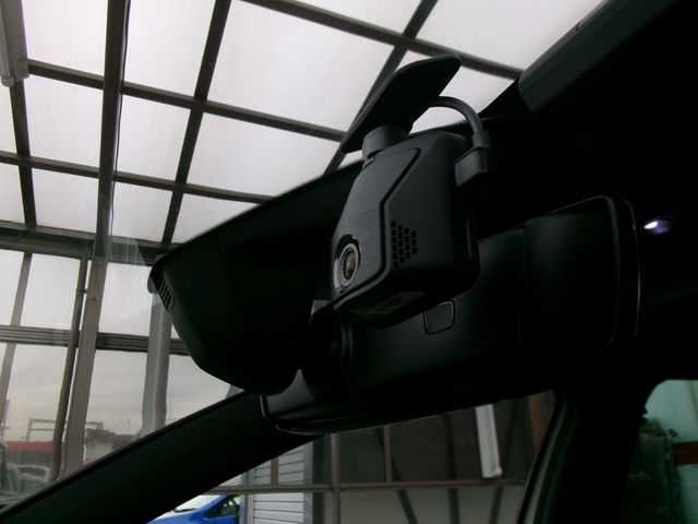 VOLKSWAGEN GOLF GTI 2017 Image 31