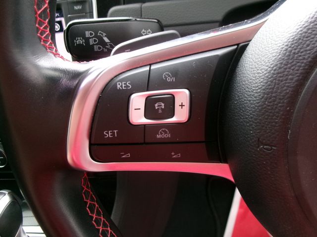 VOLKSWAGEN GOLF GTI 2017 Image 31