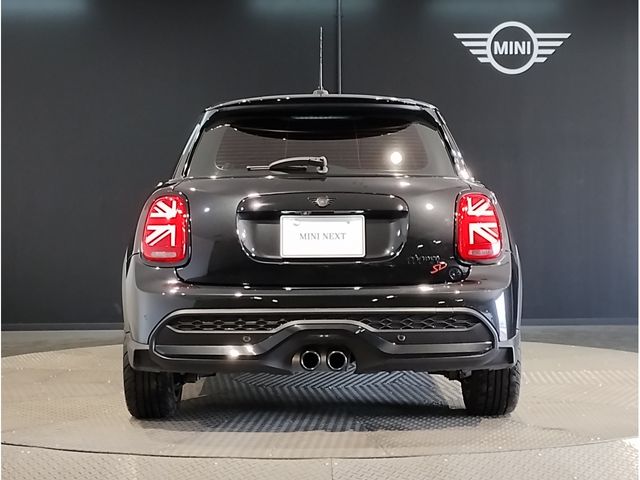 BMW MINI COOPER SD 5DOOR 2022 Image 31