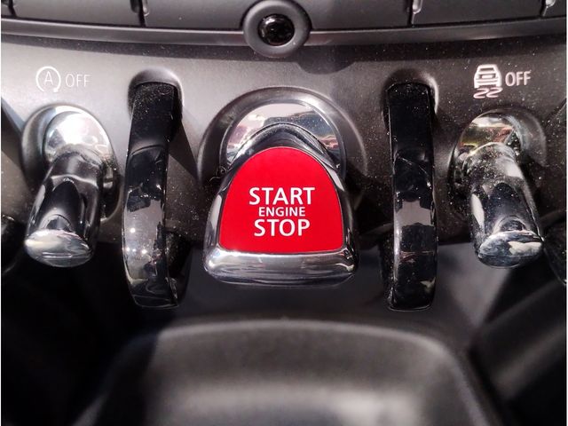 BMW MINI COOPER S OPEN 2023 Image 31