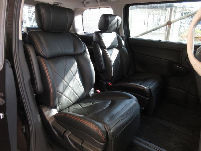 NISSAN ELGRAND 2015 Image 31
