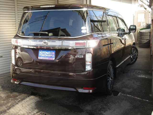 NISSAN ELGRAND 2015 Image 31