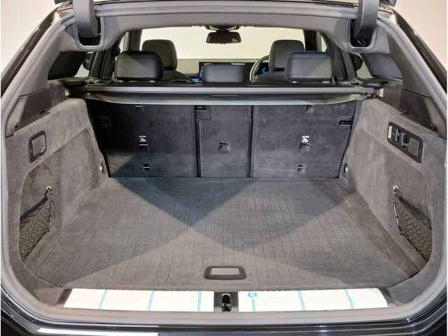 BMW 5SERIES TOURING 2024 Image 31