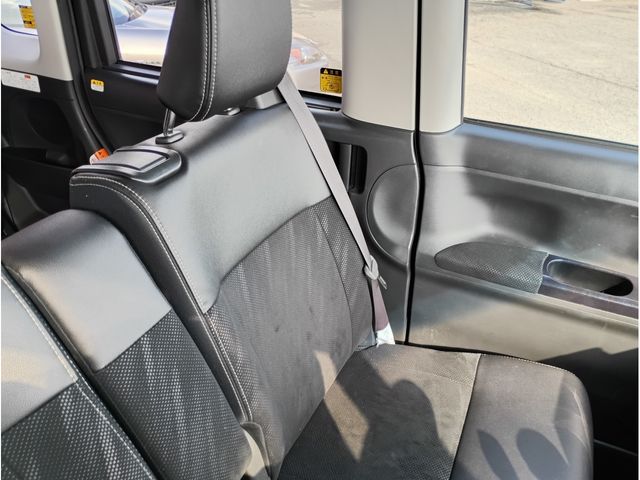 DAIHATSU TANTO CUSTOM 2018 Image 31