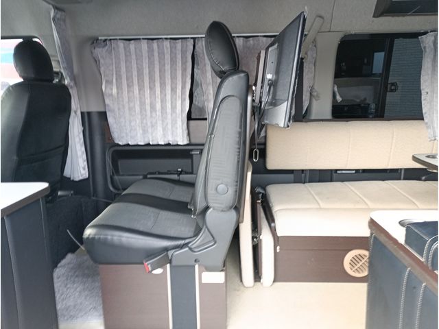 TOYOTA HIACE WAGON 2013 Image 31