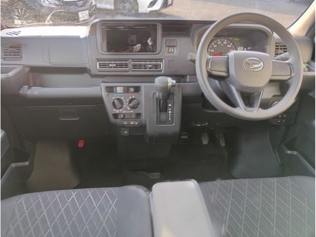 DAIHATSU ATRAI VAN 2022 Image 31