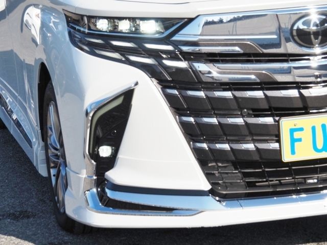 TOYOTA ALPHARD HYBRID 4WD 2024 Image 31