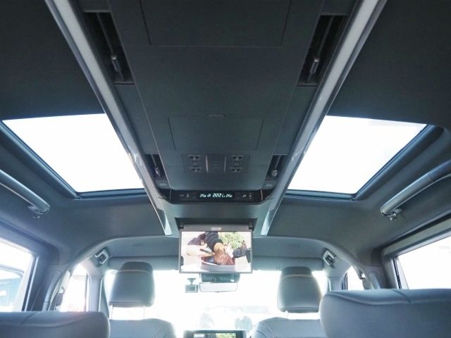 TOYOTA ALPHARD HYBRID 4WD 2024 Image 31