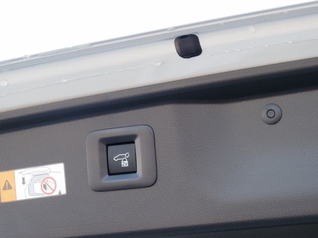 TOYOTA ALPHARD HYBRID 4WD 2024 Image 31