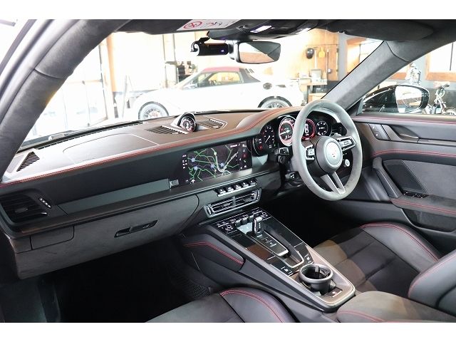 PORSCHE 911 2024 Image 31