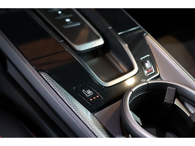 PORSCHE 911 2024 Image 31