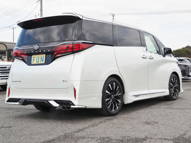 TOYOTA ALPHARD HYBRID 2023 Image 31