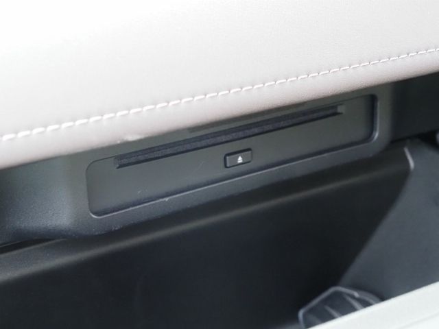 TOYOTA ALPHARD HYBRID 2023 Image 31